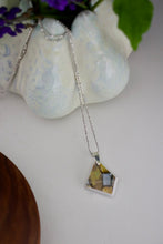 Load image into Gallery viewer, Shard Pendant with Blue
