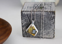 Load image into Gallery viewer, Shard Pendant with Blue