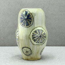 Load image into Gallery viewer, Vase