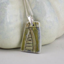 Load image into Gallery viewer, Incised Porcelain Pendant with Green